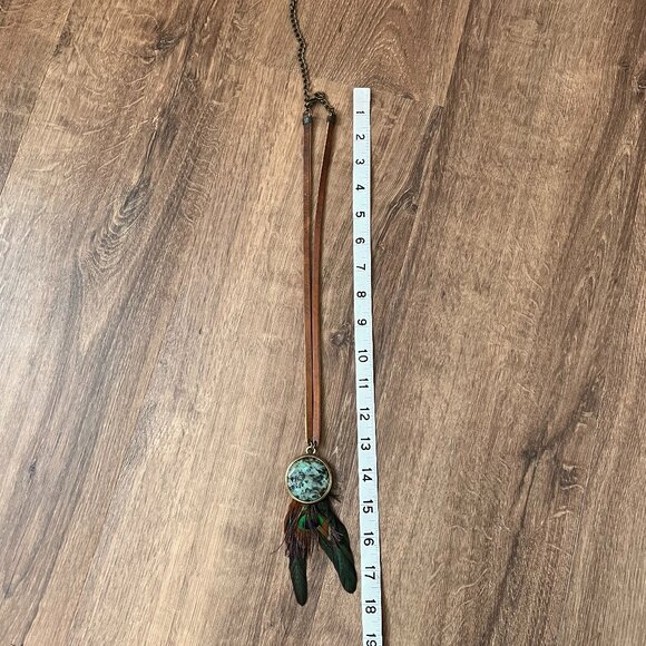 Vintage Leatherock Stone and Peacock Feather Leather Bohemian Statement Necklace - Picture 12 of 12